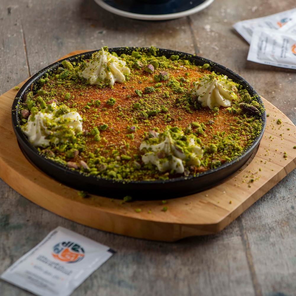 Kunafa with cream