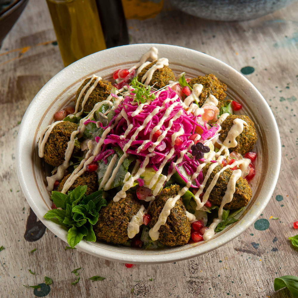 Falafel salad