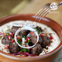 حمص بالكفتة